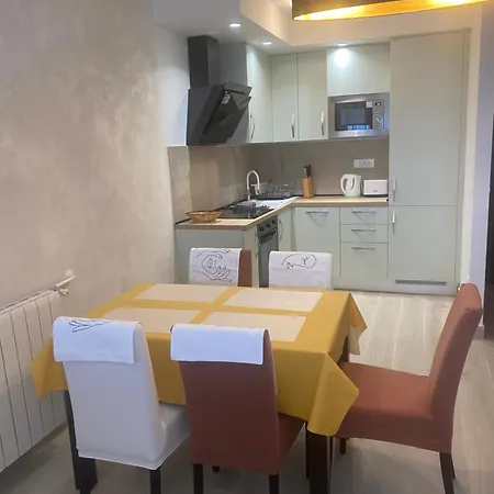 Апартаменти Amalfi